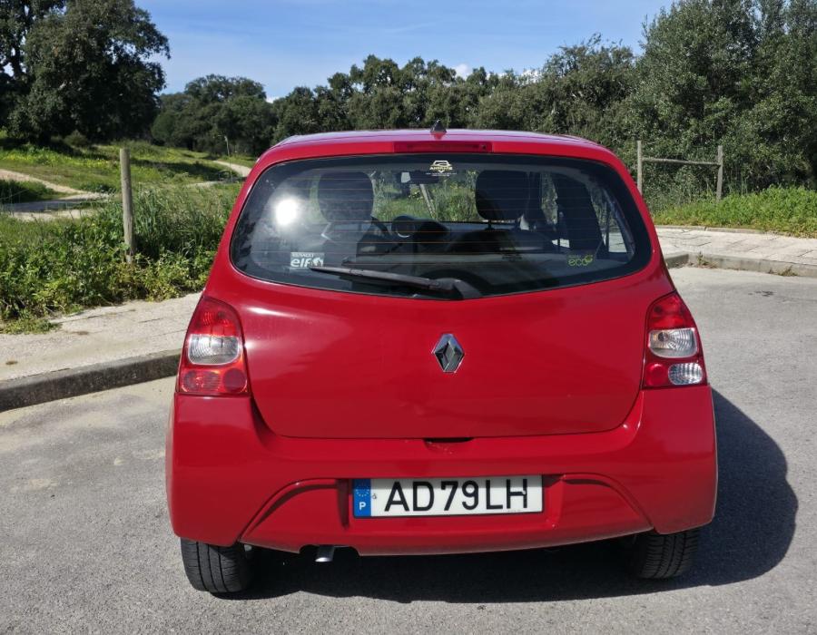 TWINGO